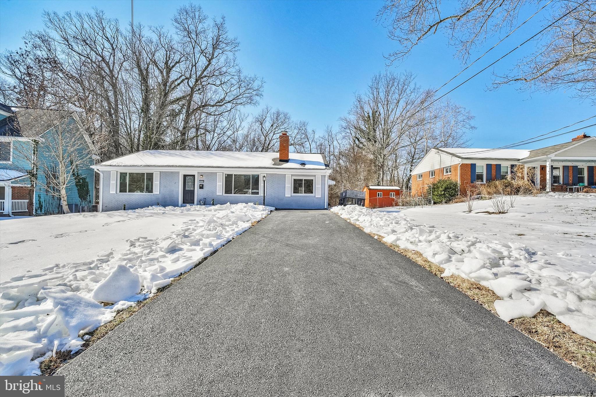 OLD LEE HILLS - Residential