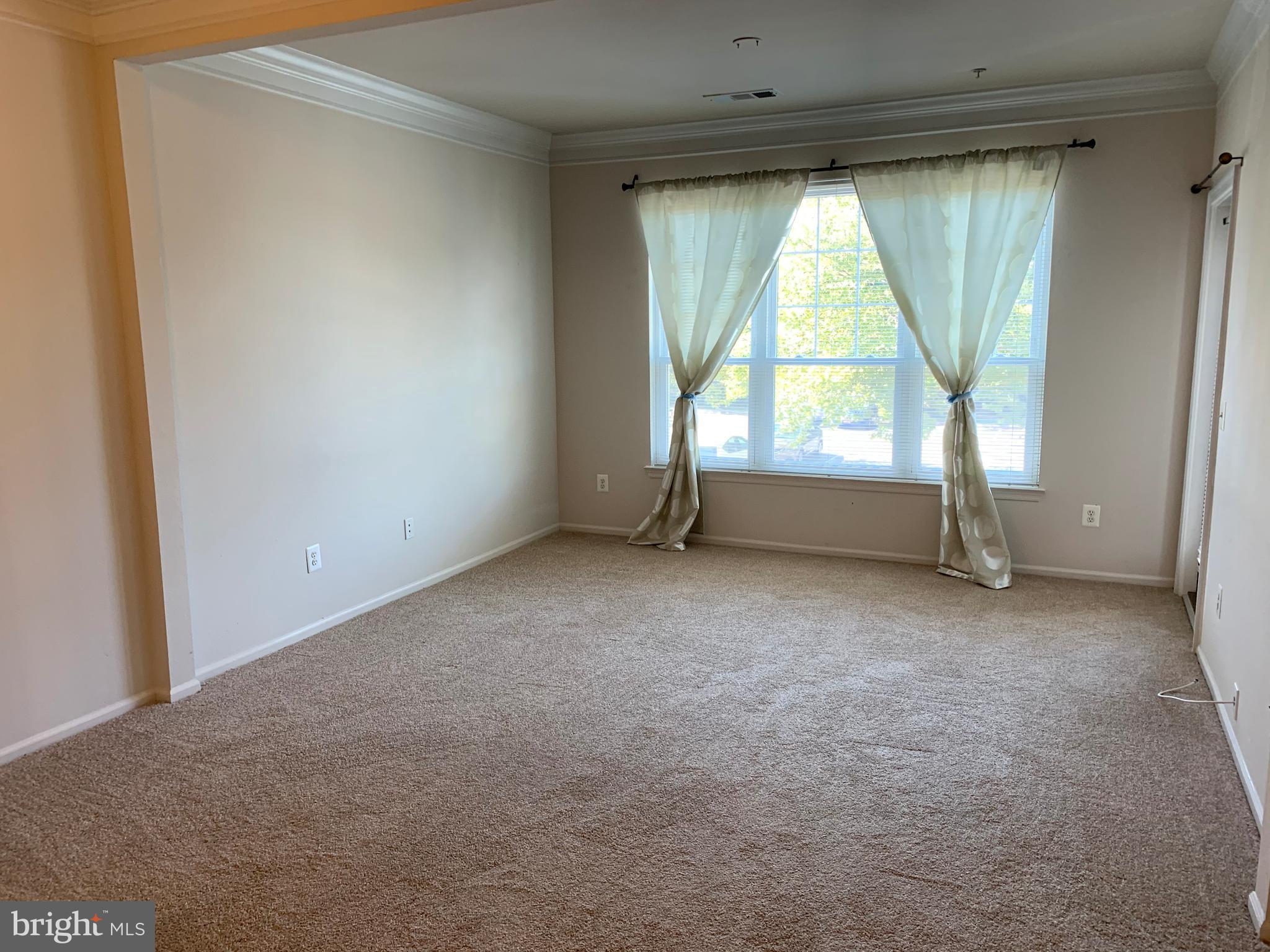 GATES OF MCLEAN - Residential Lease