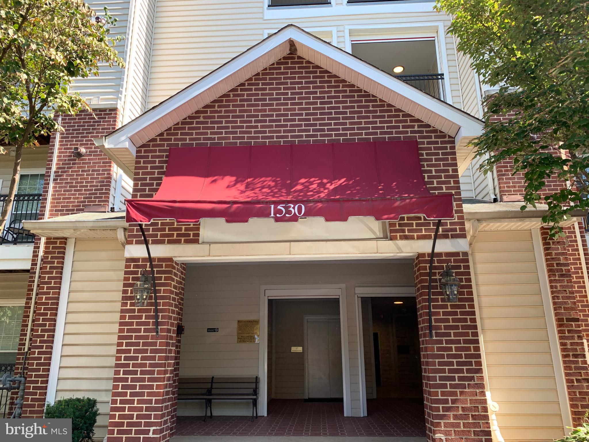 GATES OF MCLEAN - Residential Lease