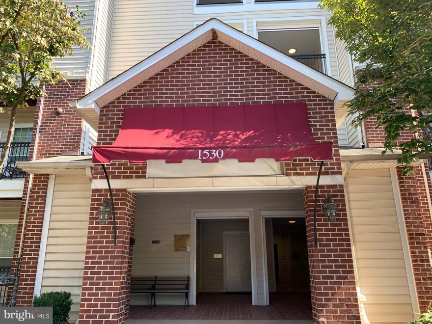 6-9 Month Lease Only!  Great location in the Gates Of McLean.  Second floor property with open floor plan & balcony . Recent Remodeled kitchen with resurfaced cabinets, granite counters tops & New Tile floors in the kitchen/Bathroom area. There is one reserved parking space & Guest pass. Amenities include Outdoor pool, Clubhouse, fitness center, theater room & business center. Just a short distance to Mclean Metro & Tysons Corner. There is one reserved parking space & secured entry. Amenities include Outdoor pool, Clubhouse, fitness center, theater room & business center. Just a short walking distance to Mclean Metro & Tysons Corner. 6-9 Month Lease