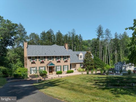 146 LOGTOWN ROAD CHESTER HEIGHTS PA 19017