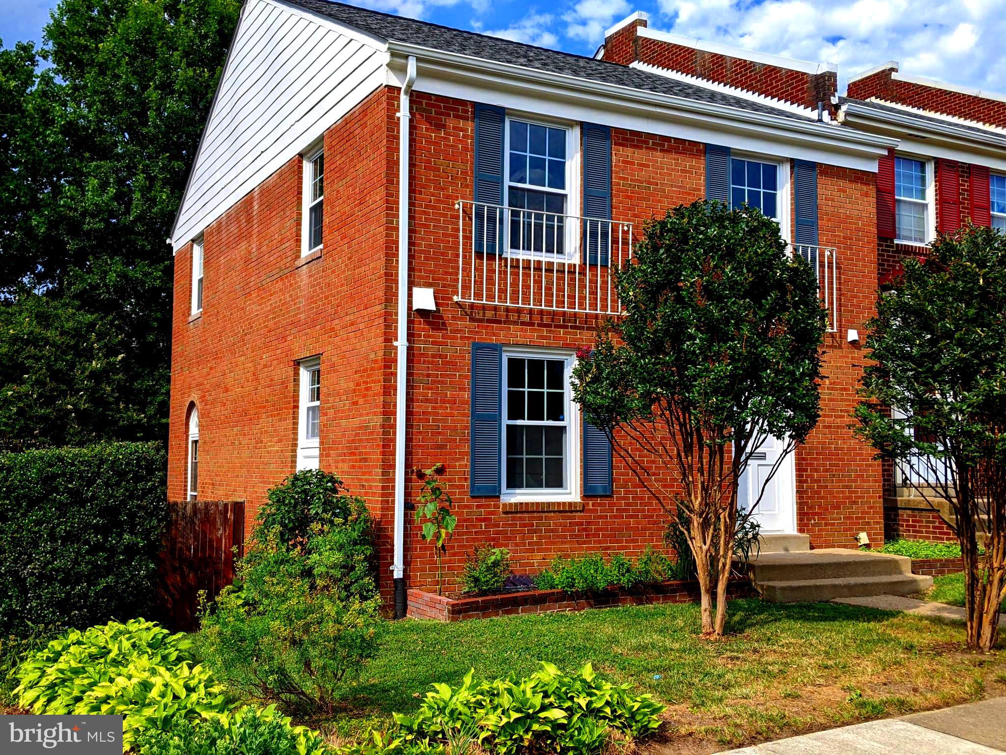 8069 POWDERBROOK LANE