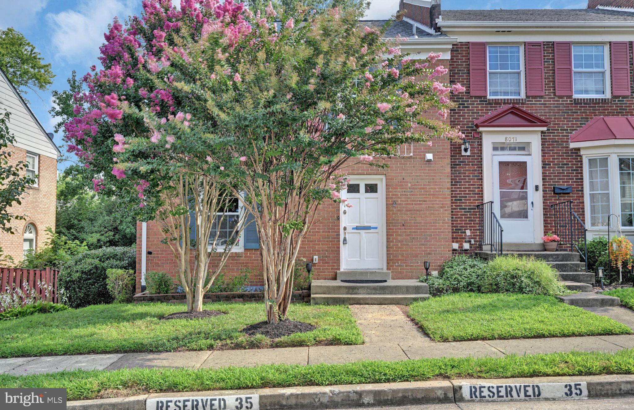 8069 POWDERBROOK LANE