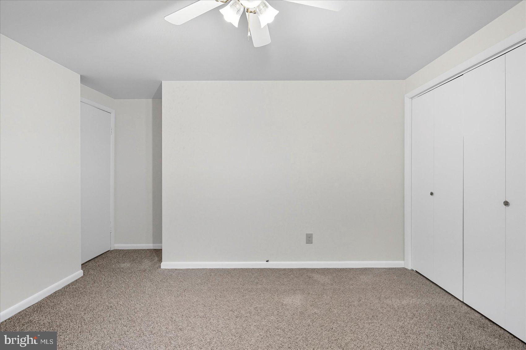 RICHLYN MANOR - Residential