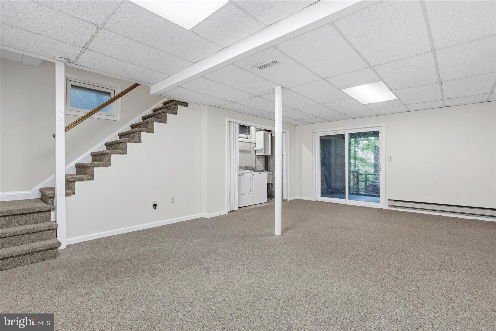 RICHLYN MANOR - Residential