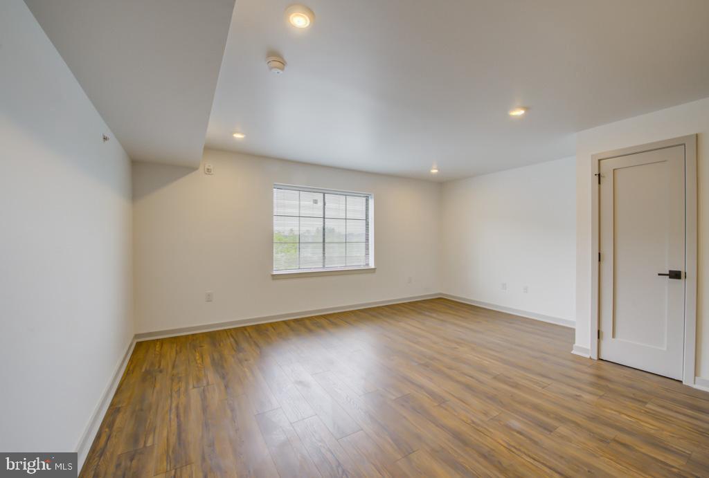 ROXBOROUGH - Residential Lease