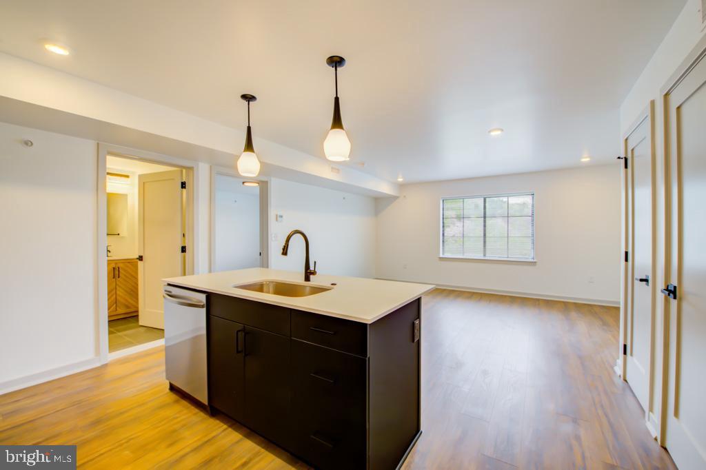 ROXBOROUGH - Residential Lease