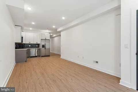 1028 W Dauphin Street Unit 1, Philadelphia, PA MLS: PAPH2473736