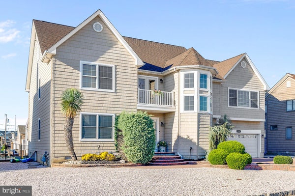 1116 CAPSTAN DR, FORKED RIVER, NJ 08731 - Image da6a3dbef2b9514329e7e66f4604e40e/3900717145