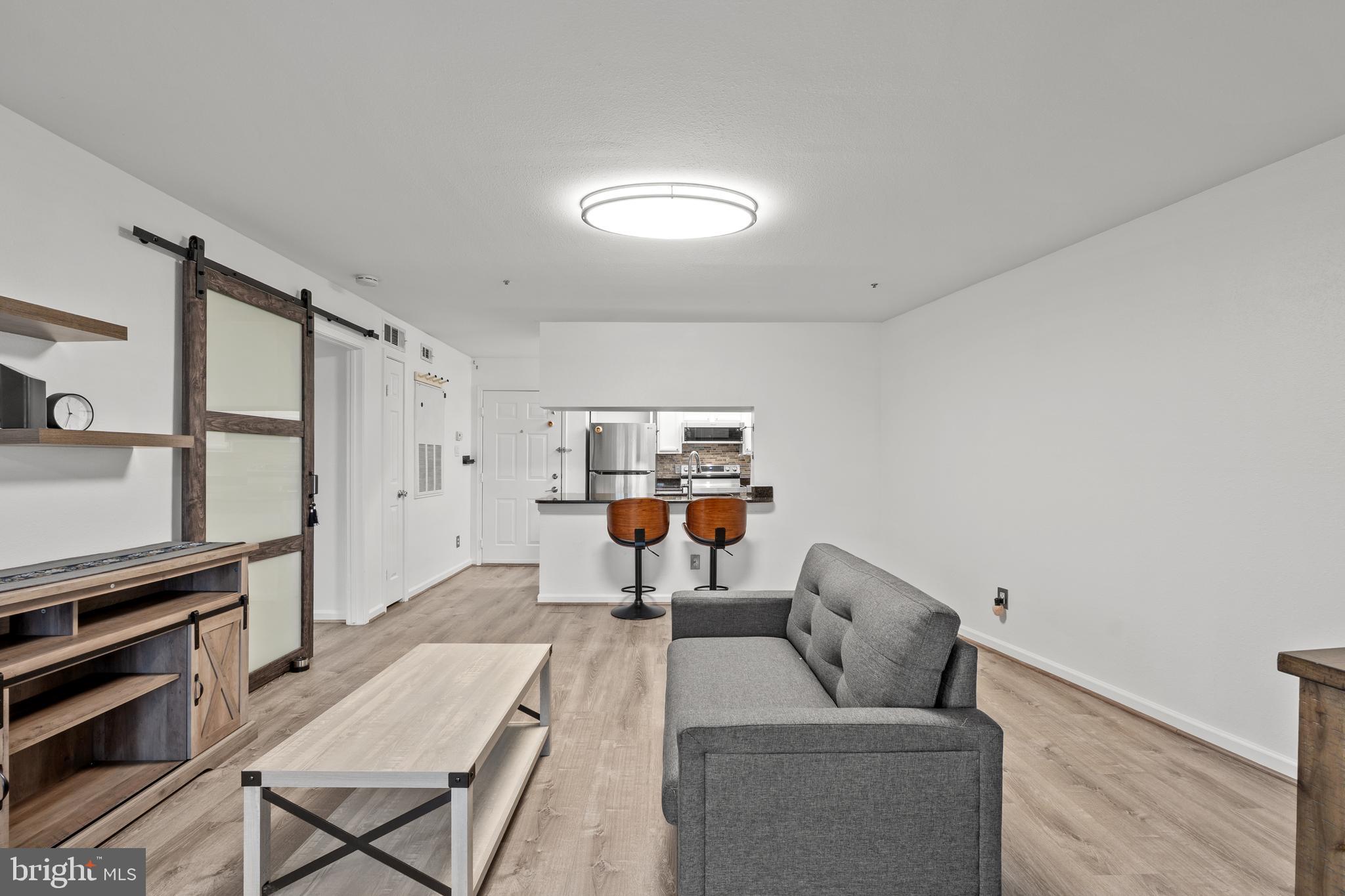 POINTE AT PARK CENTER - Residential Lease