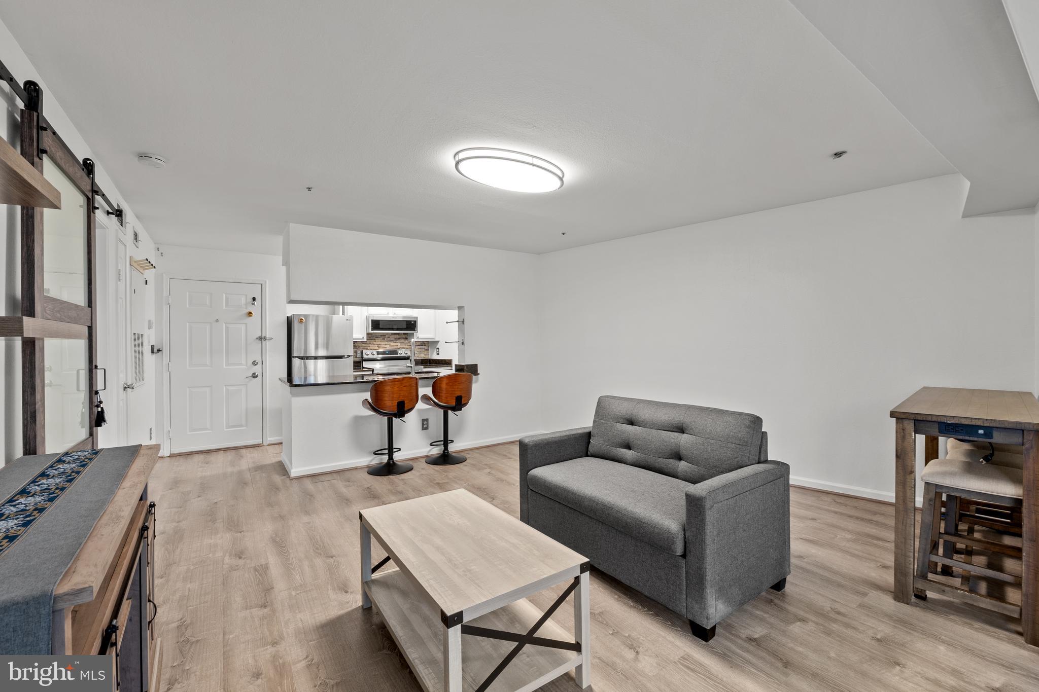 POINTE AT PARK CENTER - Residential Lease