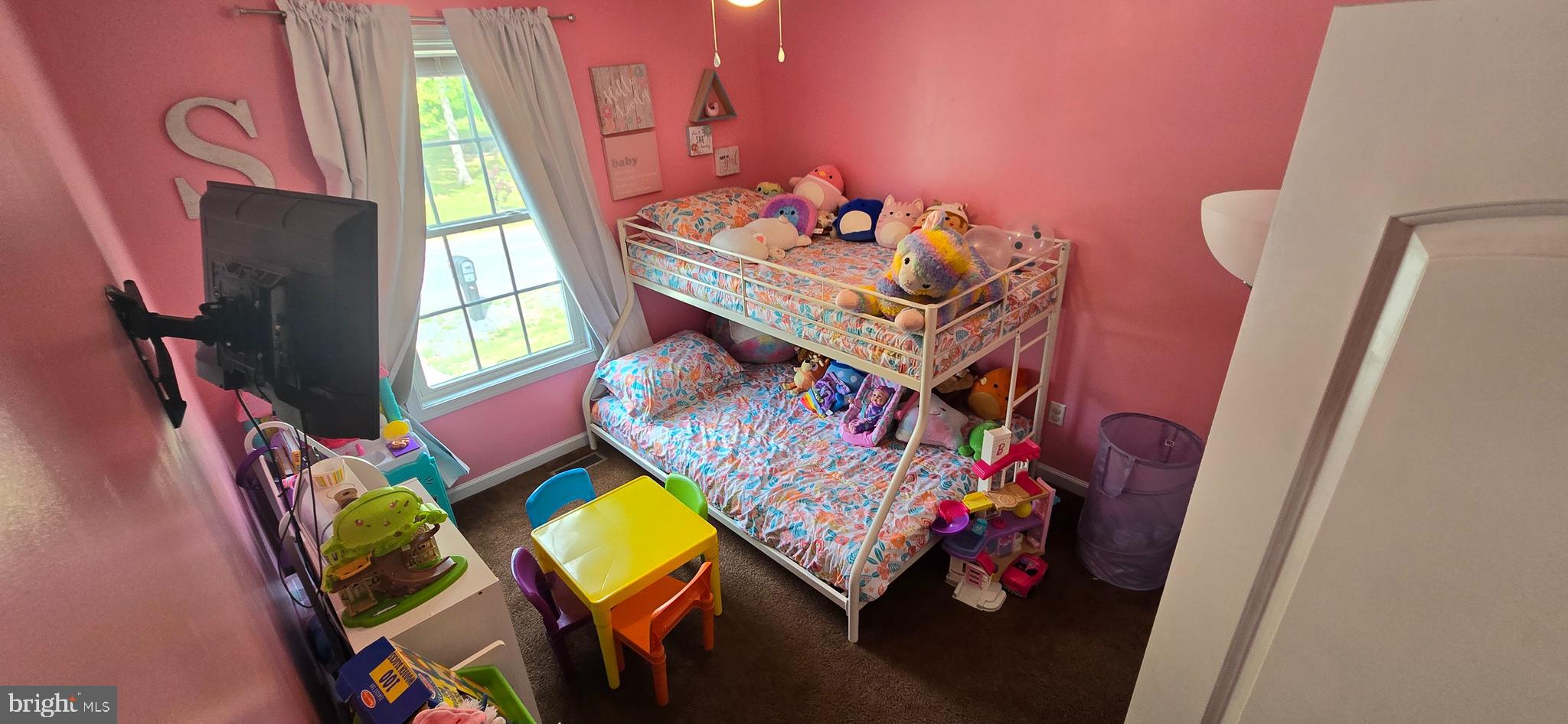 MIDDLE CREEK MANOR - Residential