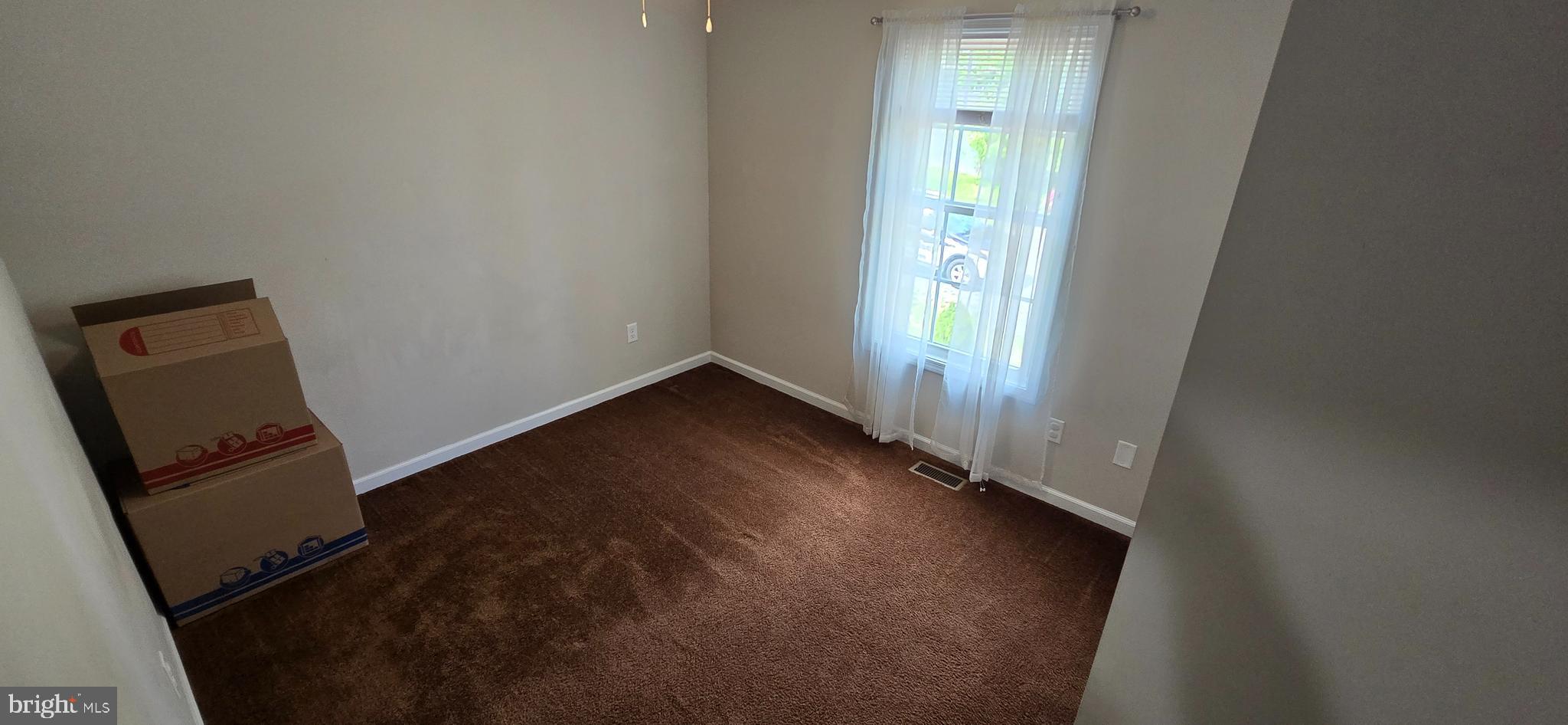 MIDDLE CREEK MANOR - Residential