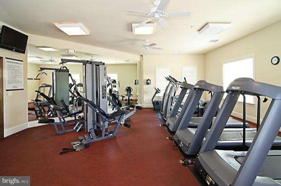 AUTUMN VIEW - Residential