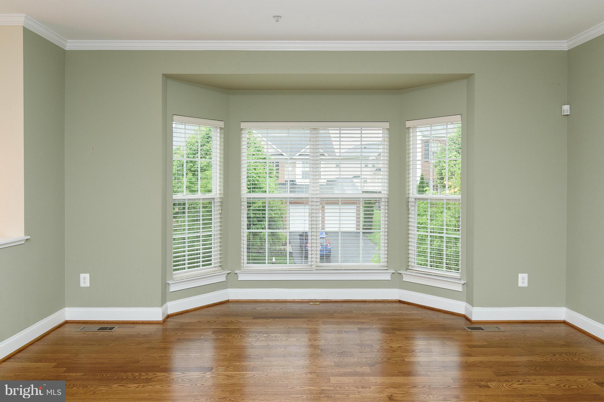 AUTUMN VIEW - Residential