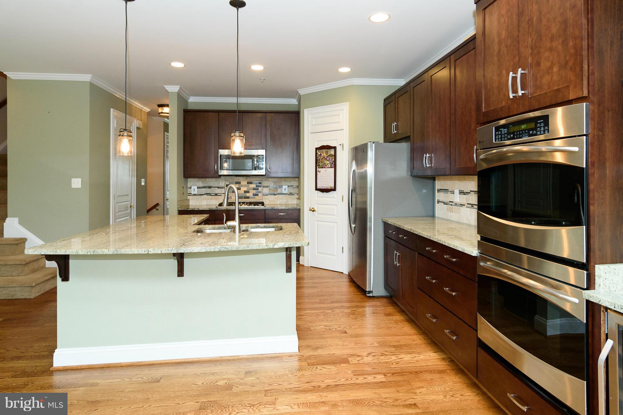 AUTUMN VIEW - Residential