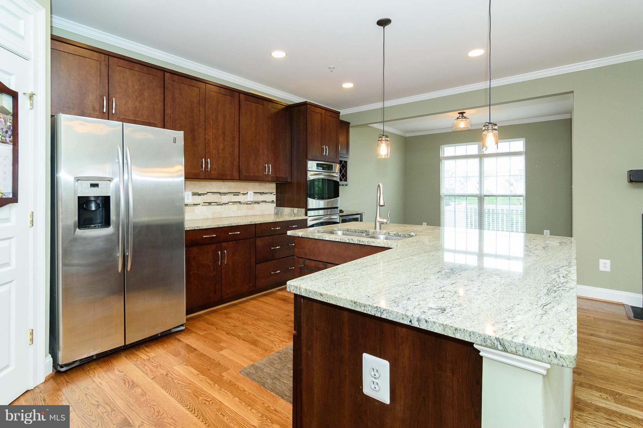 AUTUMN VIEW - Residential