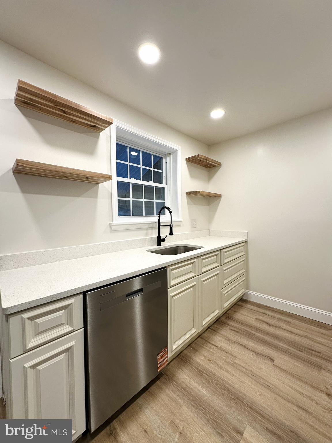 ROLLING PARK - Residential