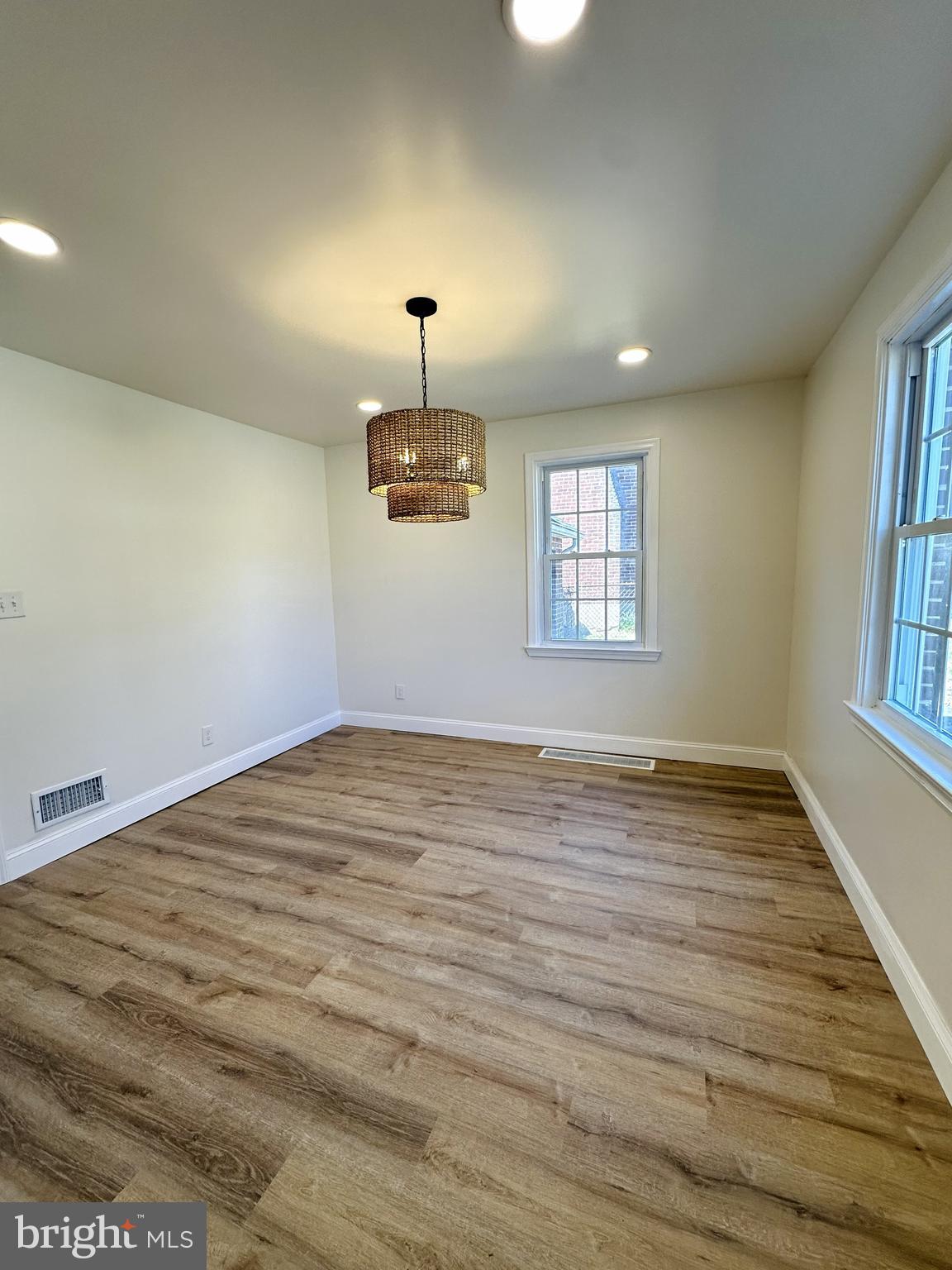 ROLLING PARK - Residential