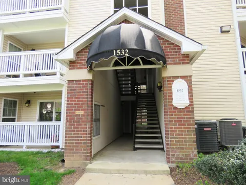 1532 Lincoln Way Unit 203, McLean, VA 22102 - MLS#: VAFX2235476