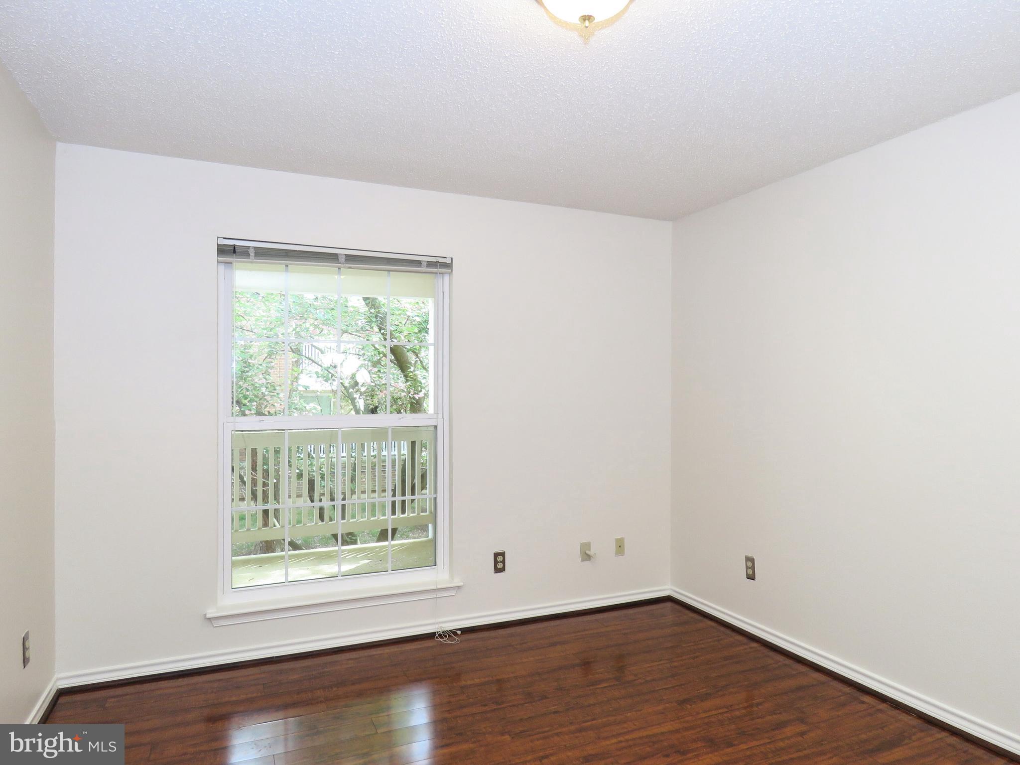 FOUNTAINS AT MCLEAN - Residential