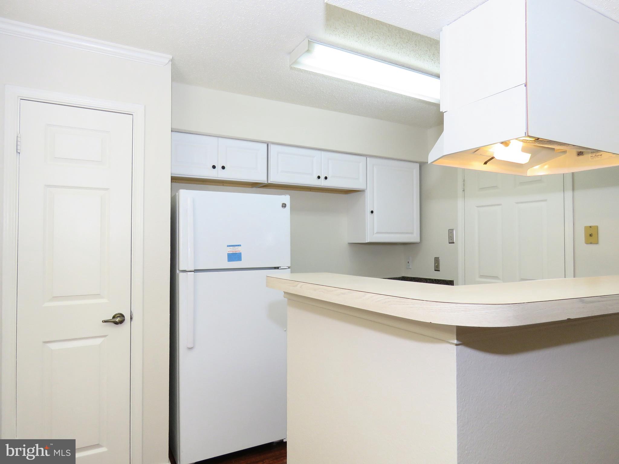 1532 LINCOLN WAY 203
