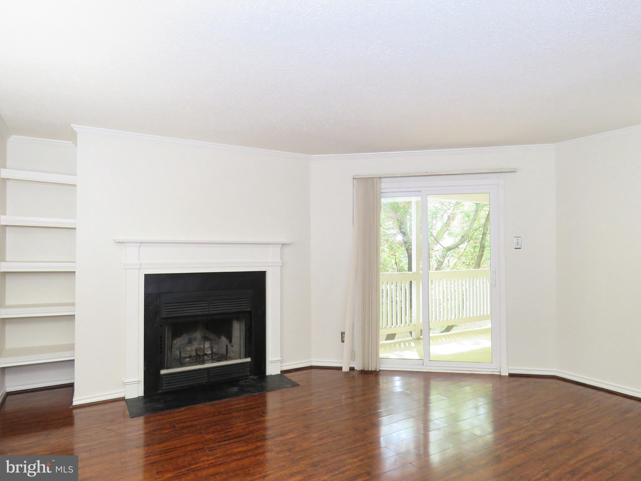 FOUNTAINS AT MCLEAN - Residential