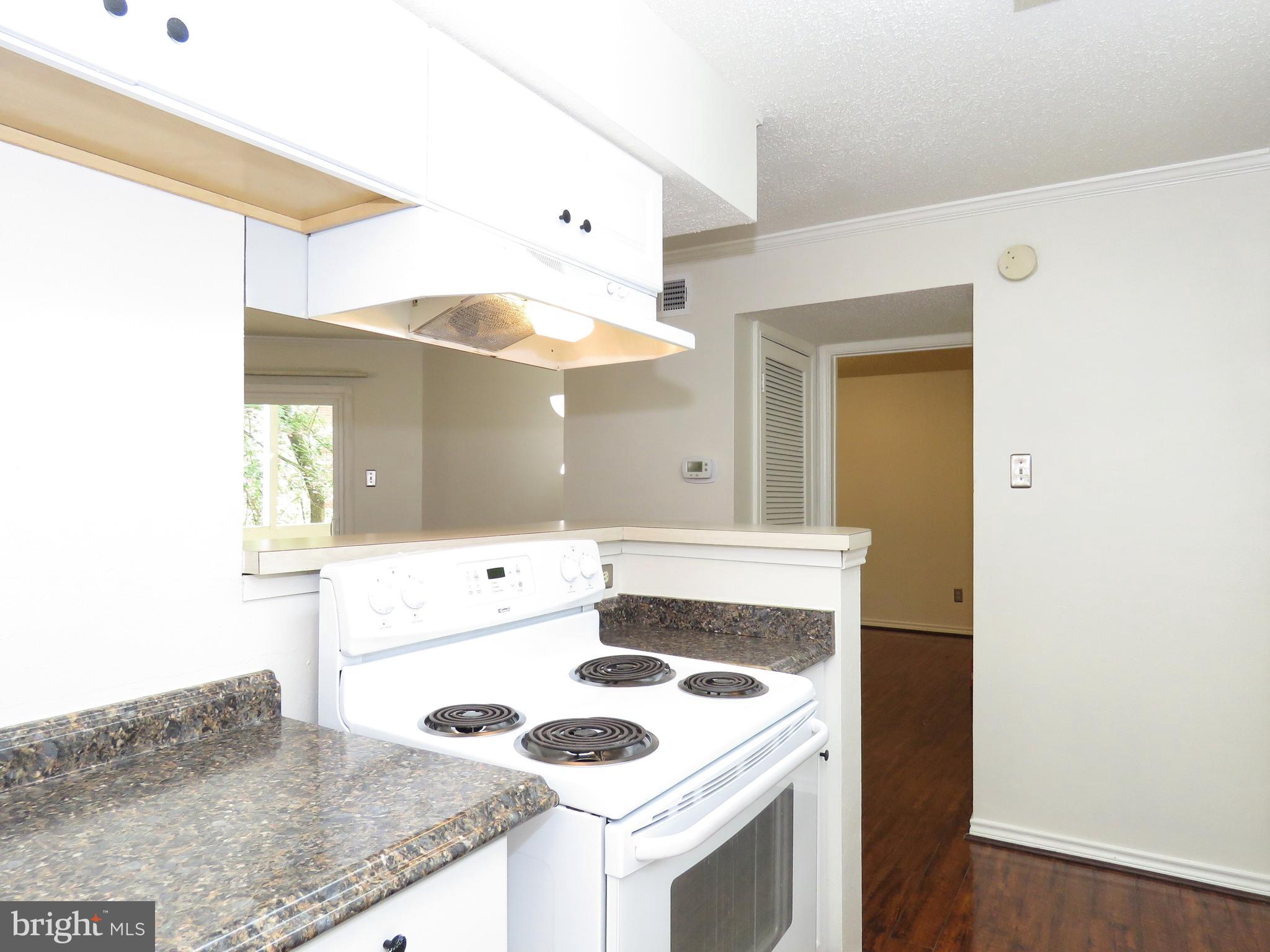 FOUNTAINS AT MCLEAN - Residential