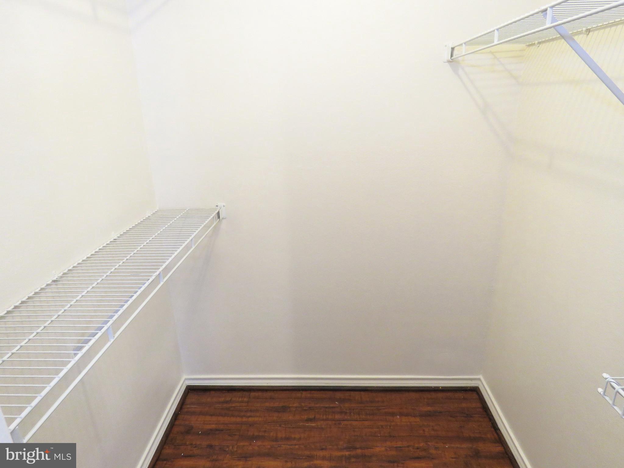 FOUNTAINS AT MCLEAN - Residential