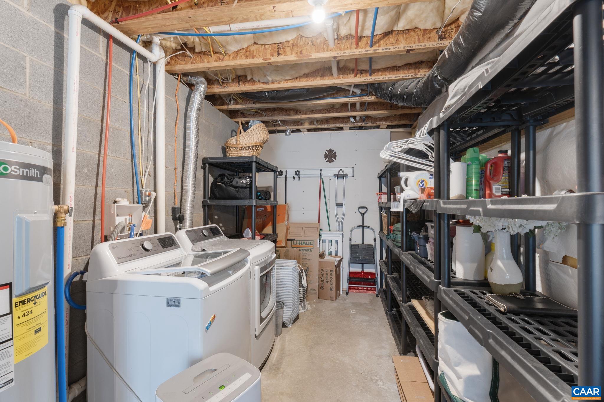 LAKE MONTICELLO - Residential