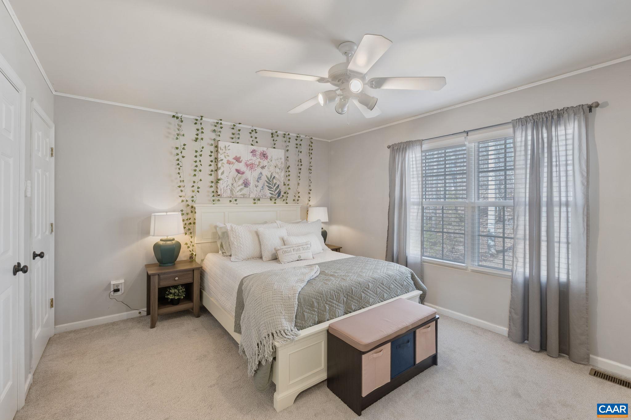 LAKE MONTICELLO - Residential