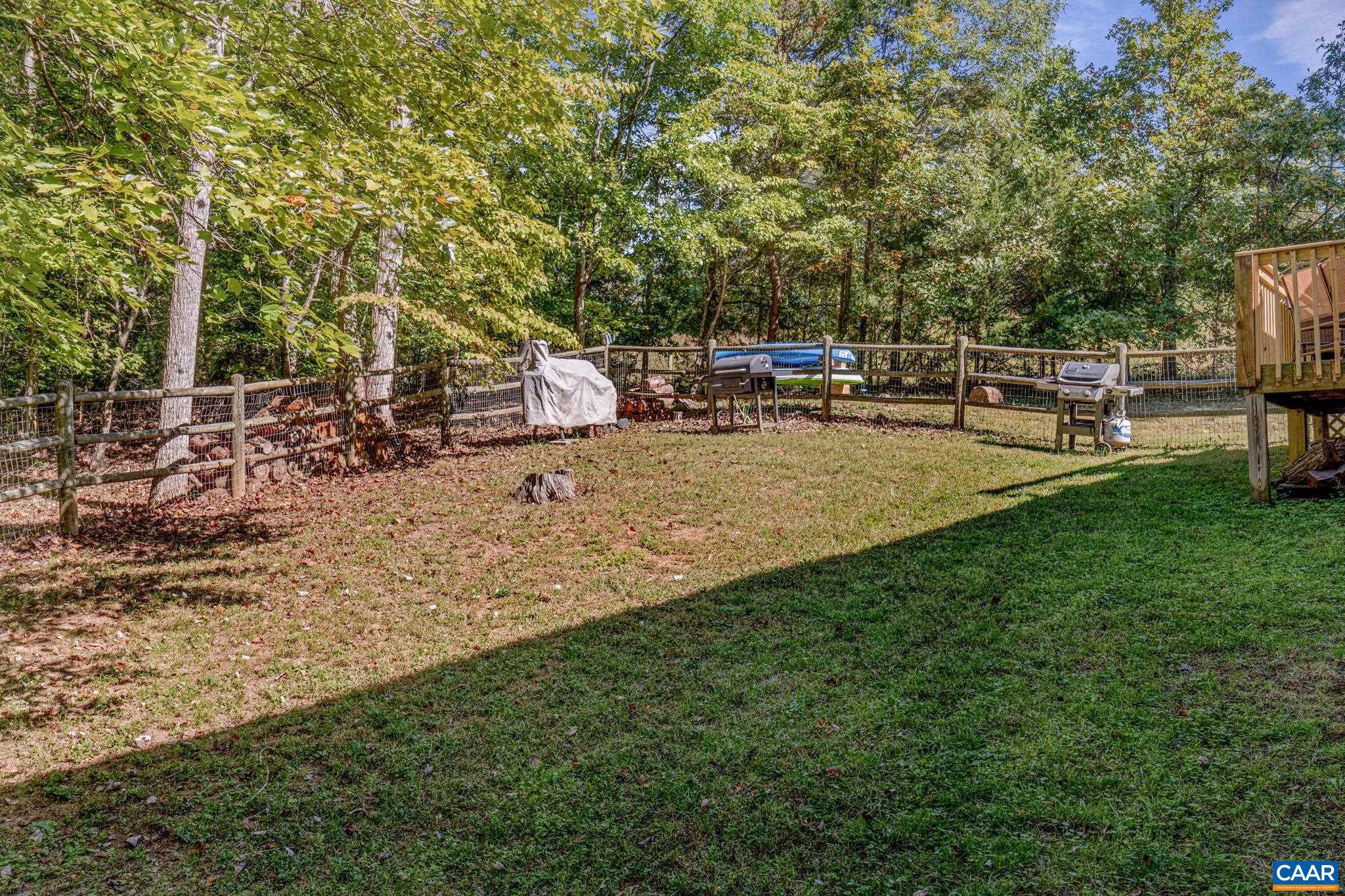 LAKE MONTICELLO - Residential