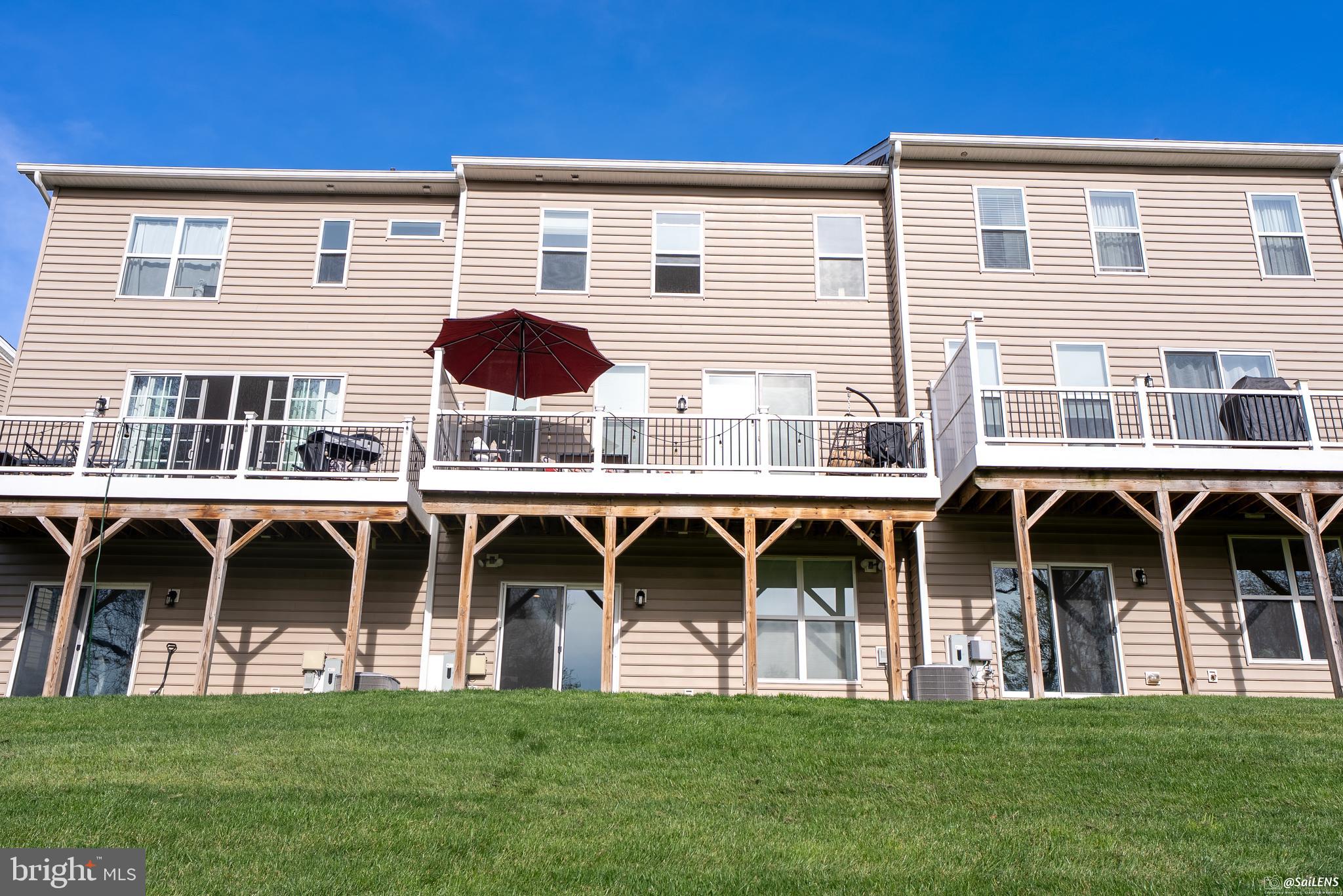 TOWNES AT CHESTER SPRINGS - Residential