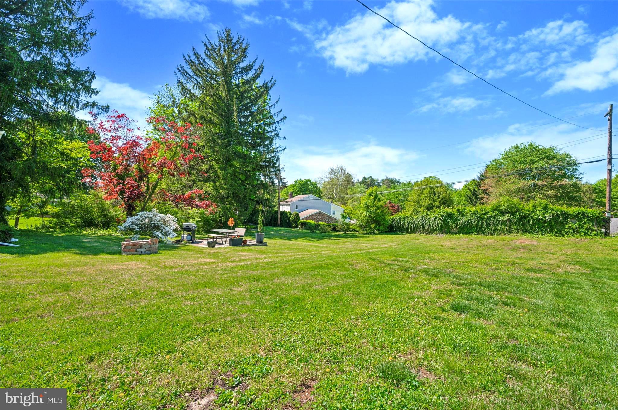 WALLINGFORD HILLS - Residential