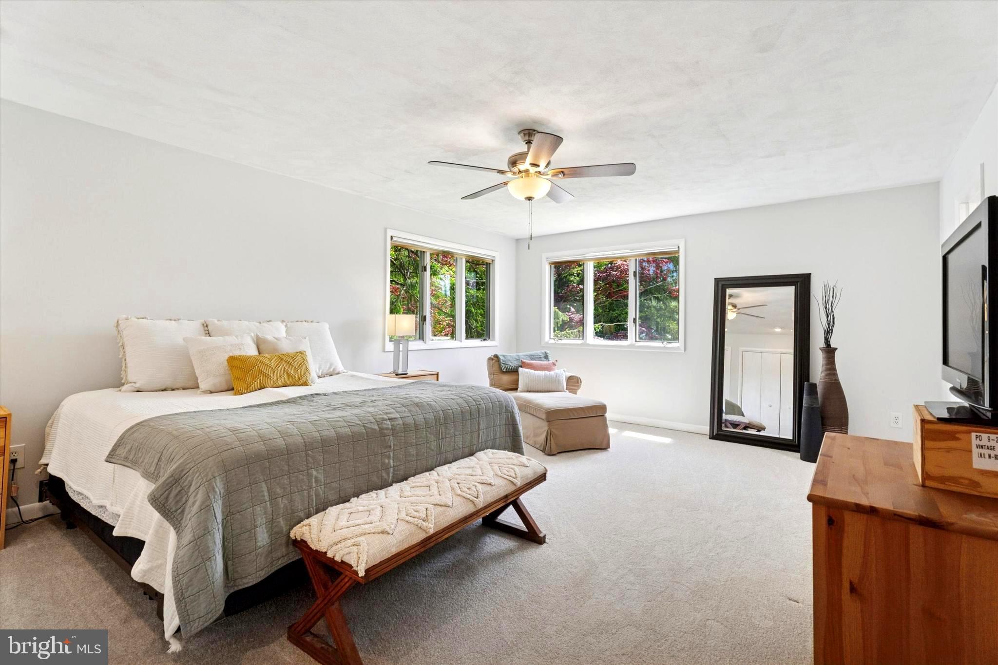 WALLINGFORD HILLS - Residential