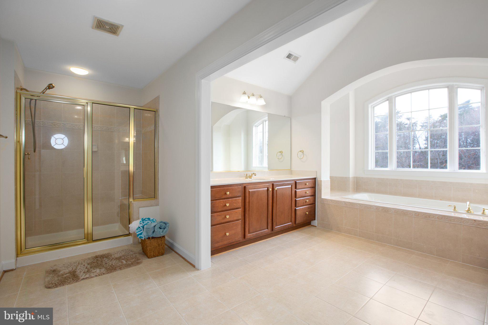 SCOTTSDALE ESTATES - Residential