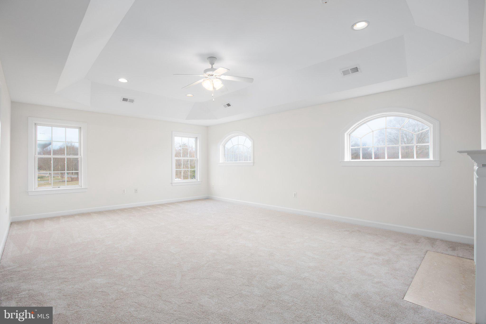 SCOTTSDALE ESTATES - Residential