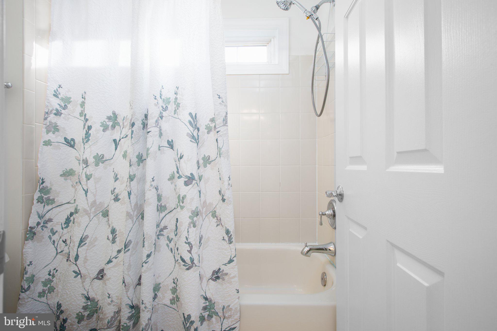 SCOTTSDALE ESTATES - Residential