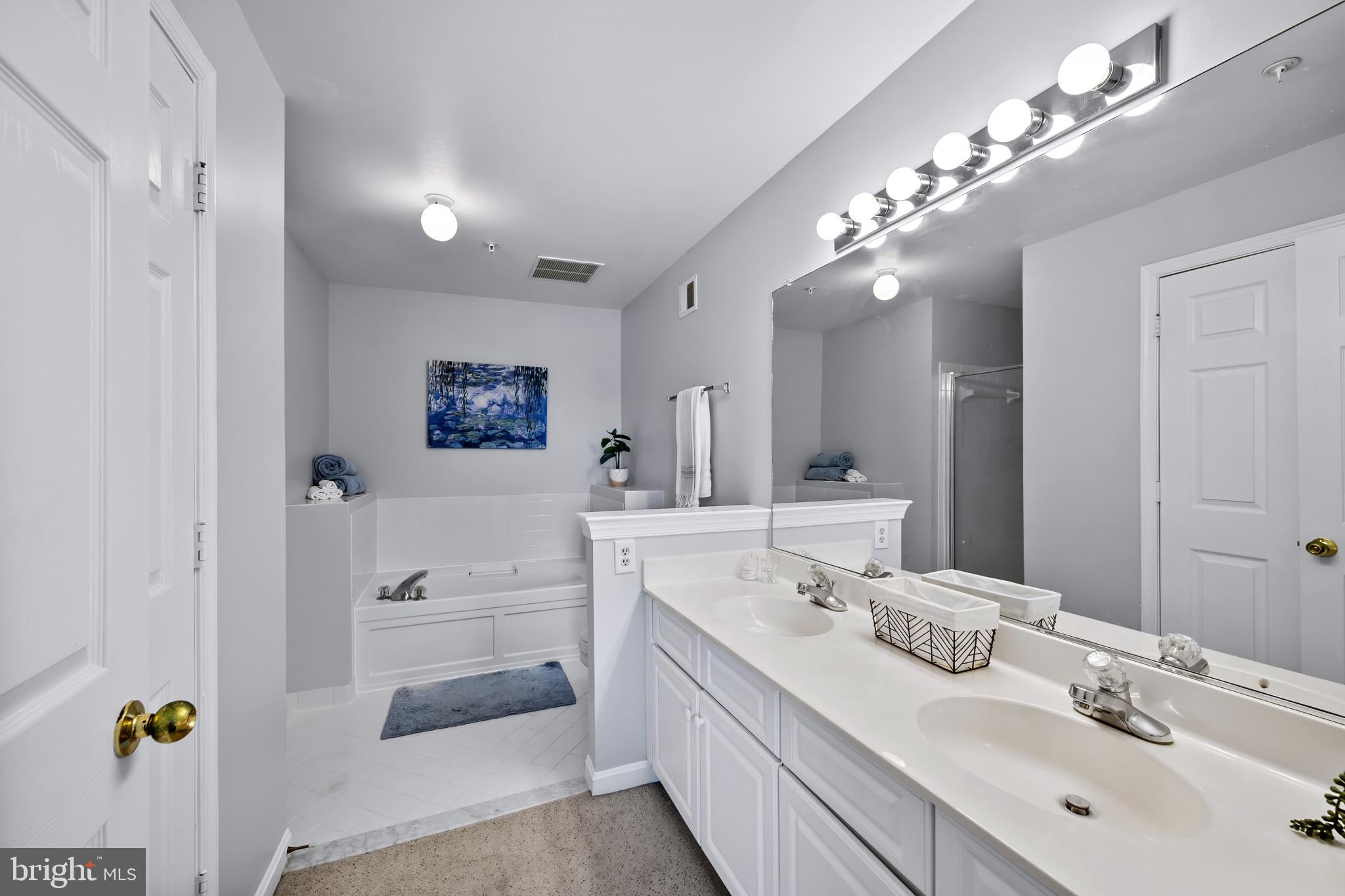 COMPTON VILLAGE - Residential