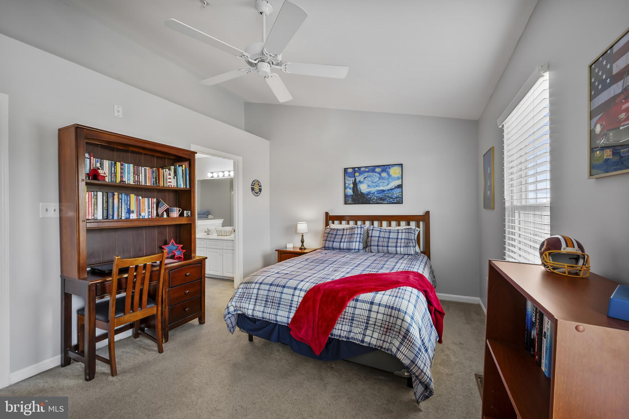 COMPTON VILLAGE - Residential