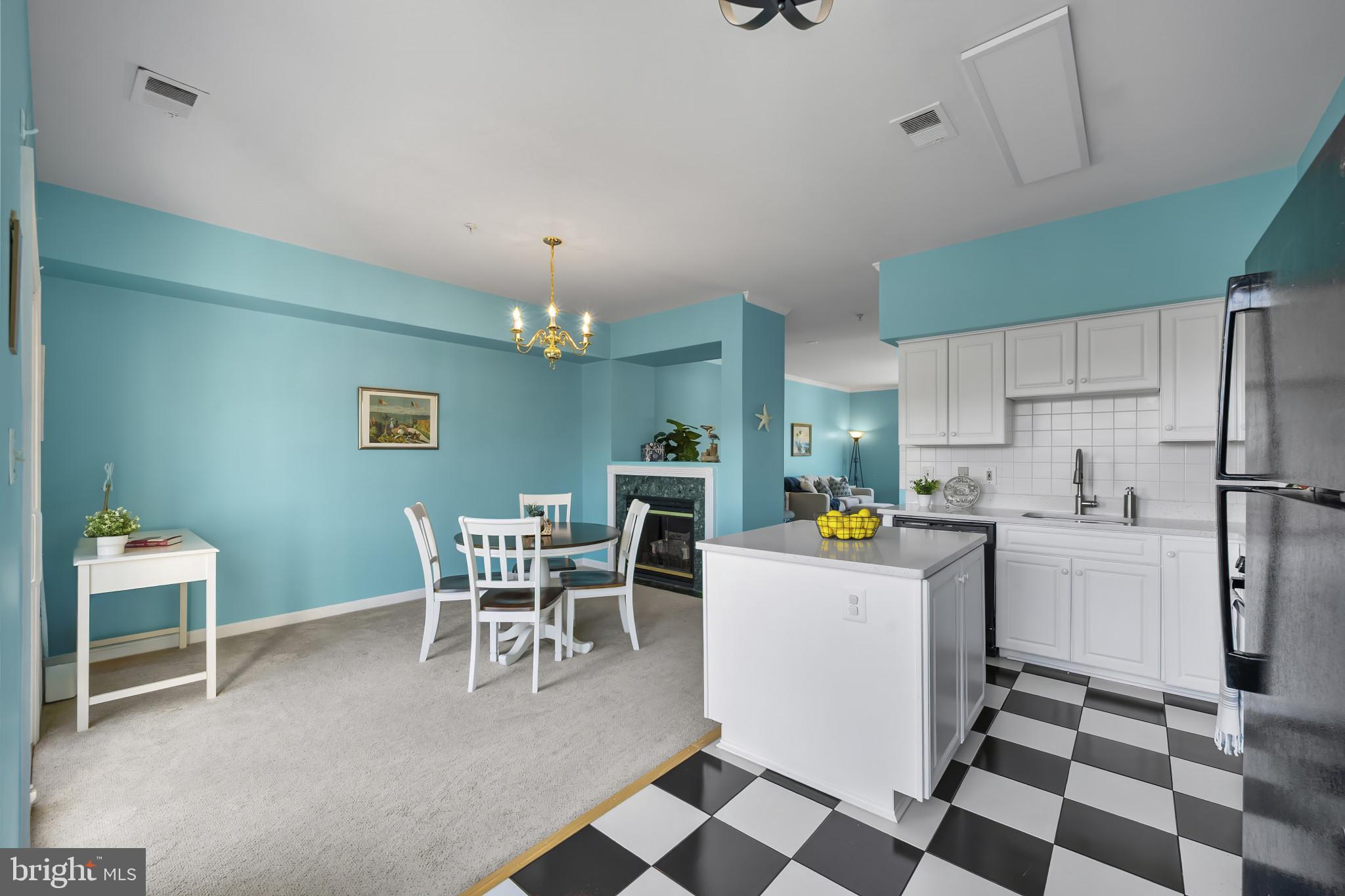 COMPTON VILLAGE - Residential