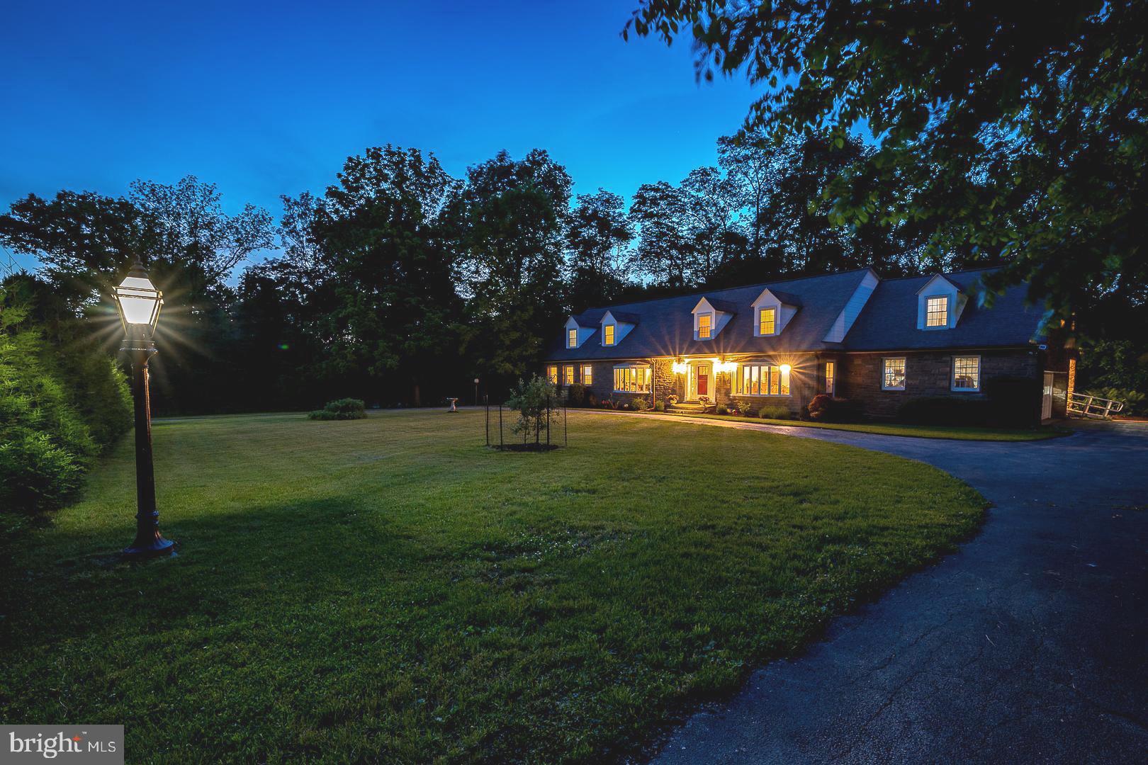 LAFAYETTE HILL - Residential