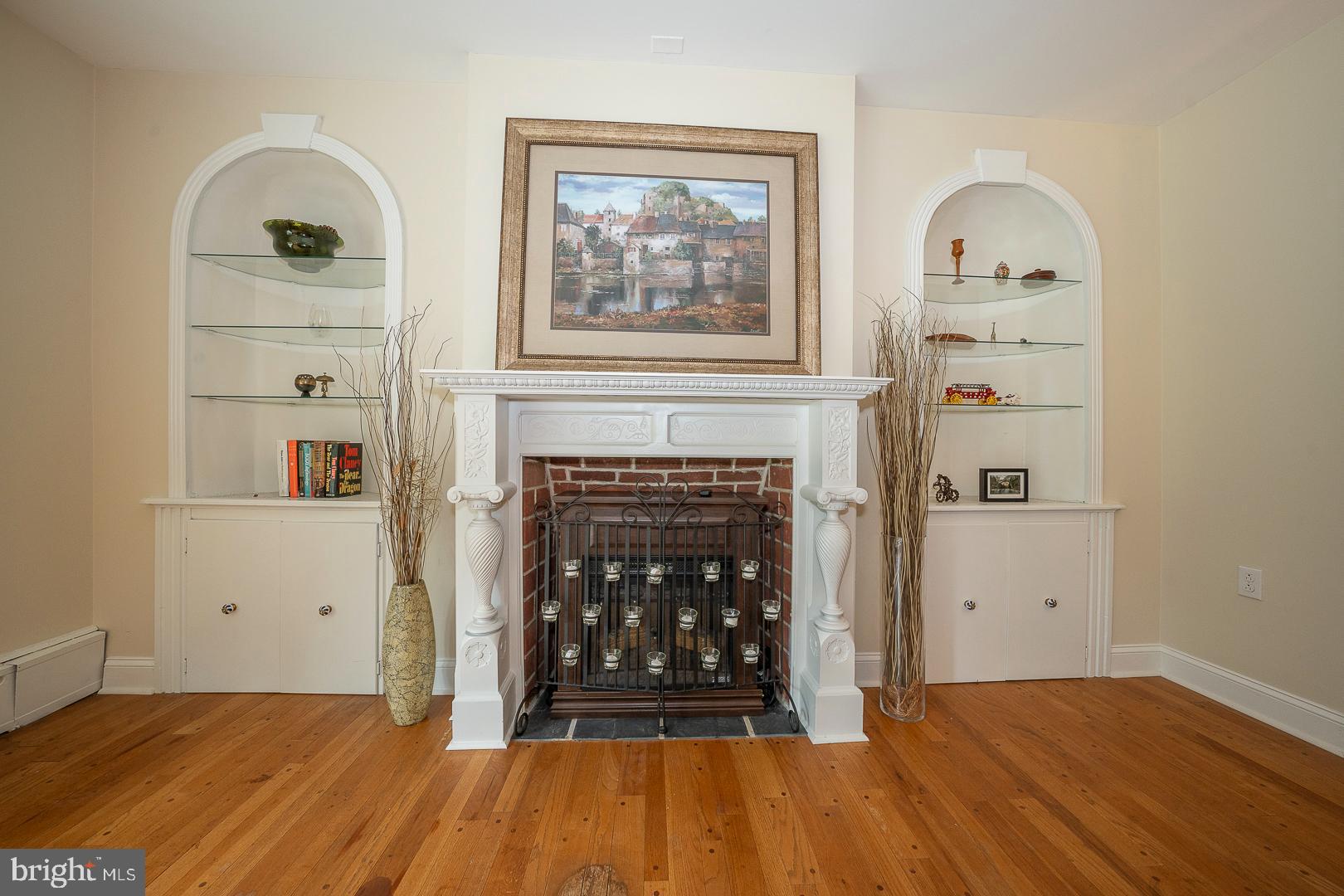 LAFAYETTE HILL - Residential