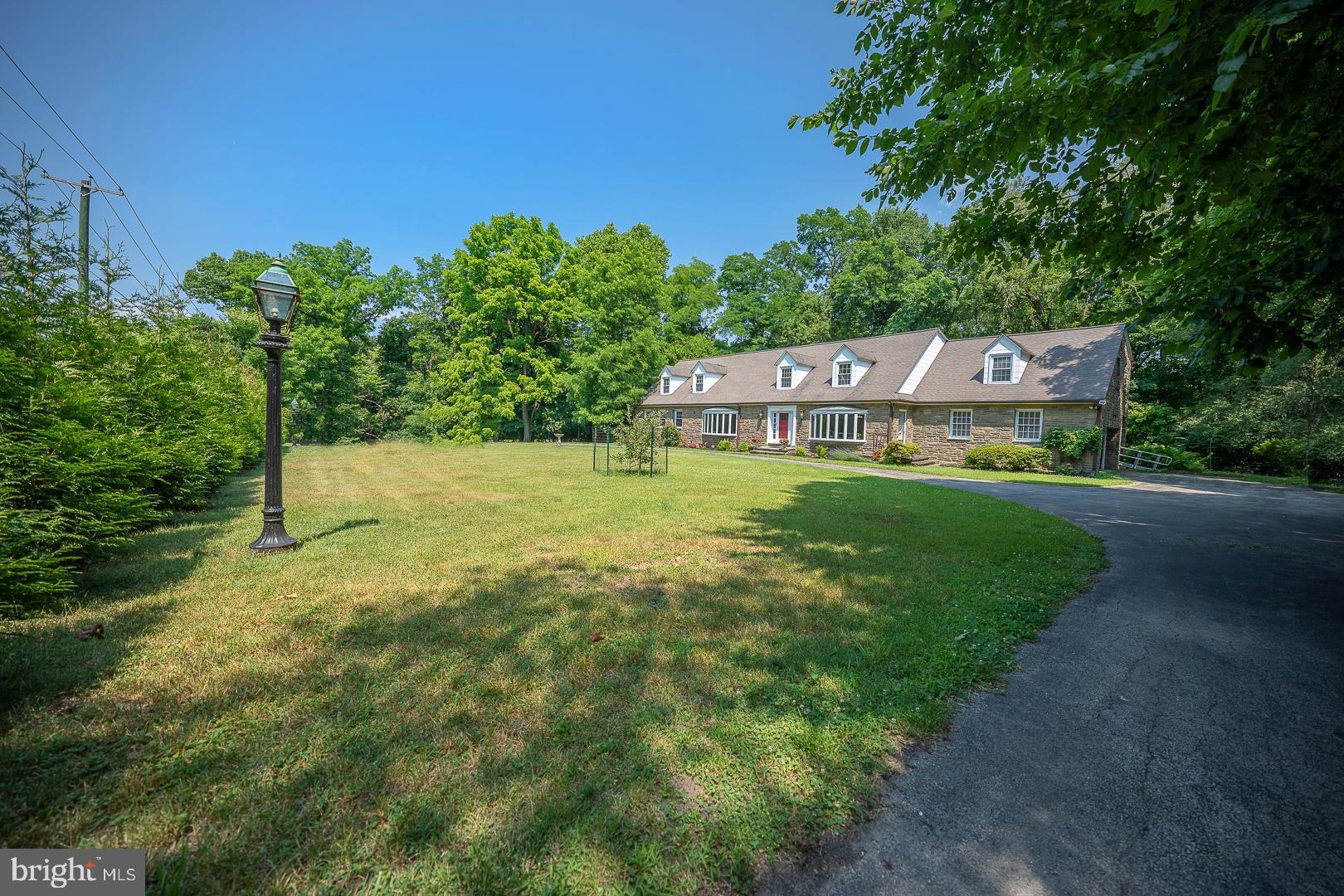 LAFAYETTE HILL - Residential