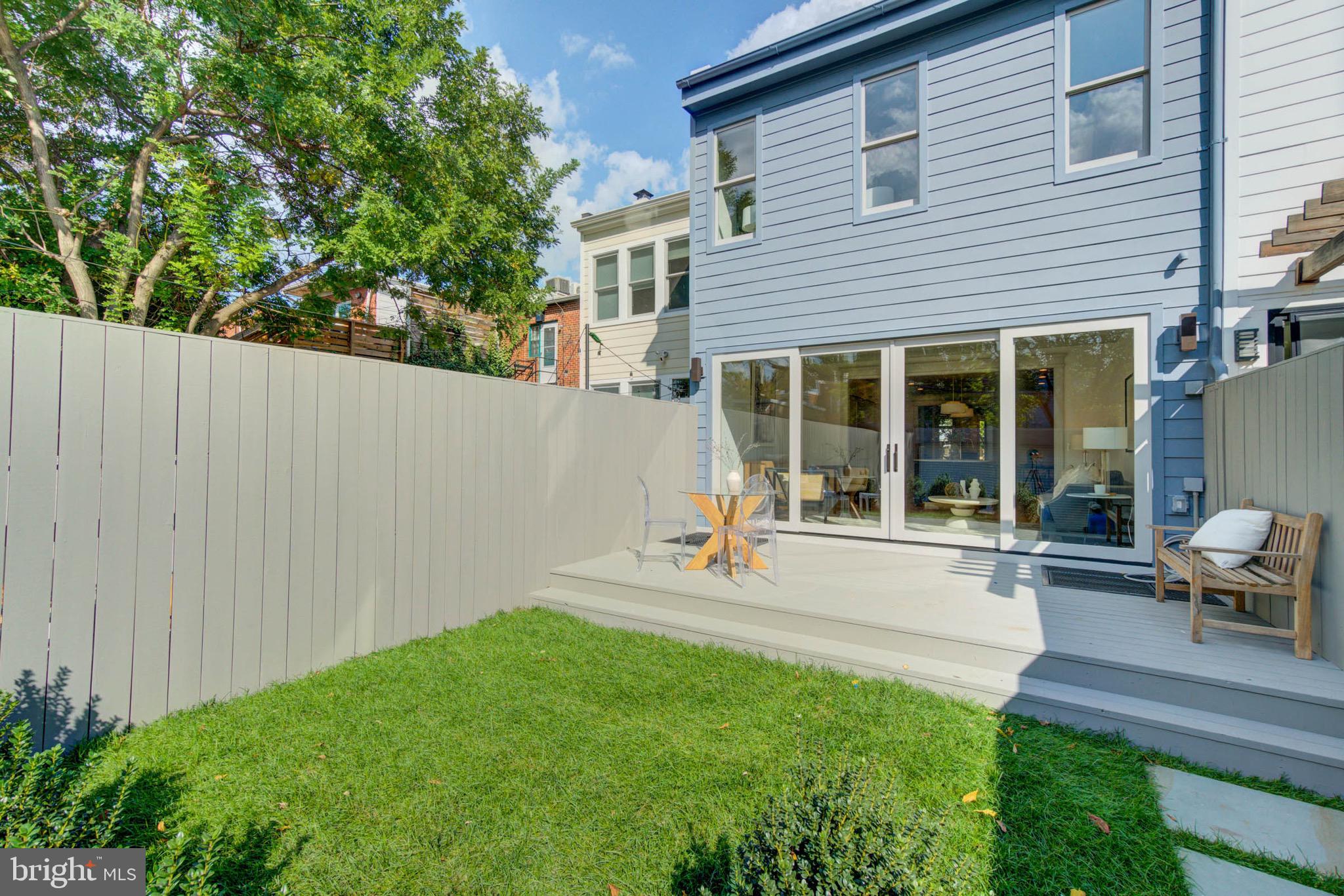 CAPITOL HILL - Residential