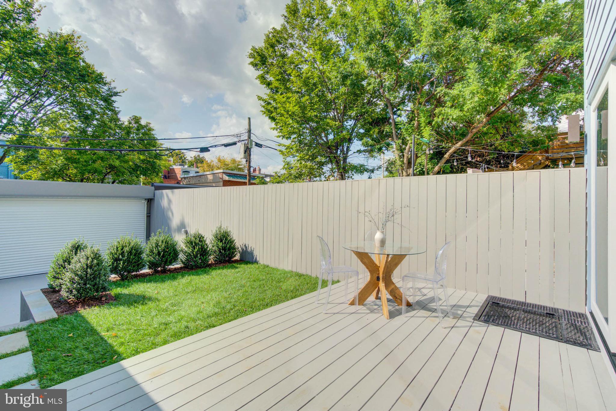 CAPITOL HILL - Residential