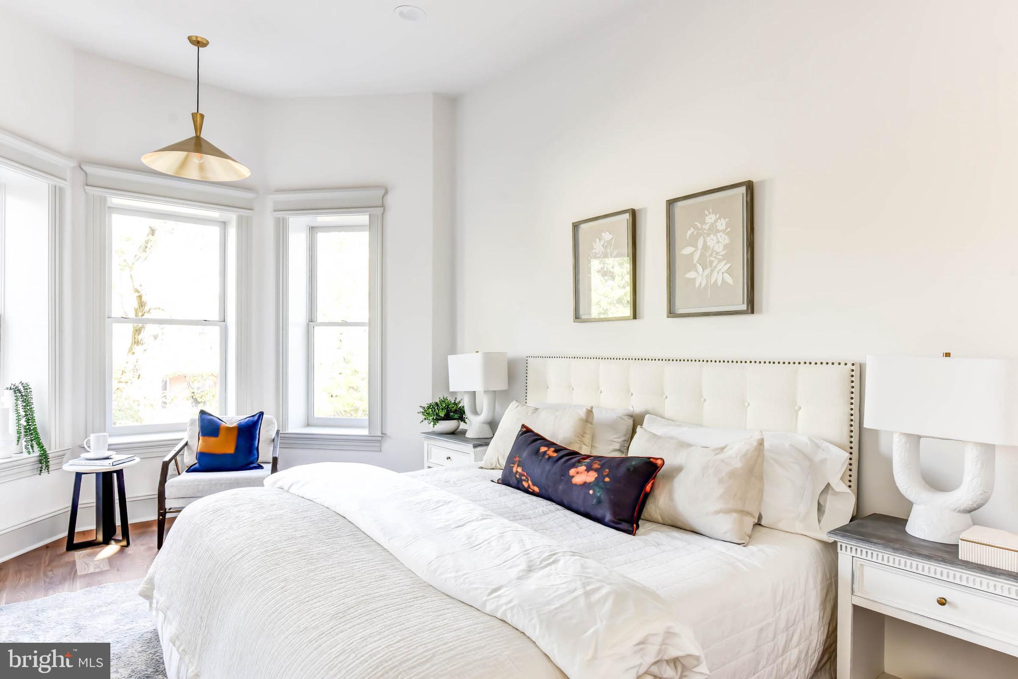 CAPITOL HILL - Residential