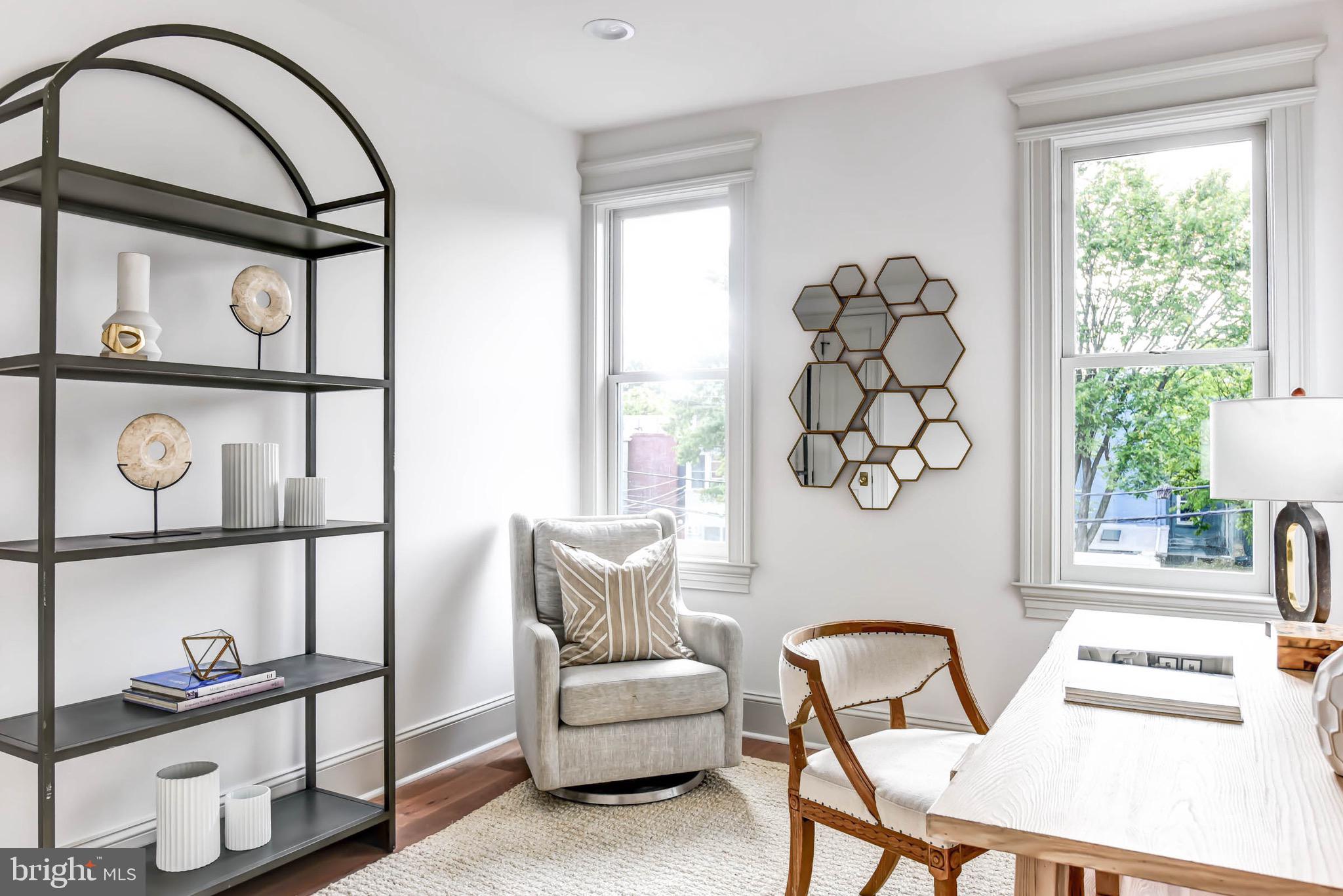 CAPITOL HILL - Residential