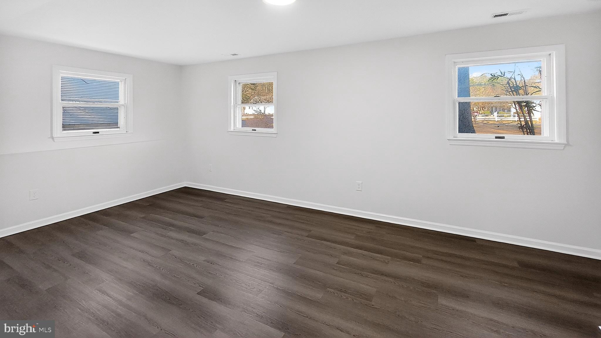 MAGNOLIA TERRACE - Residential