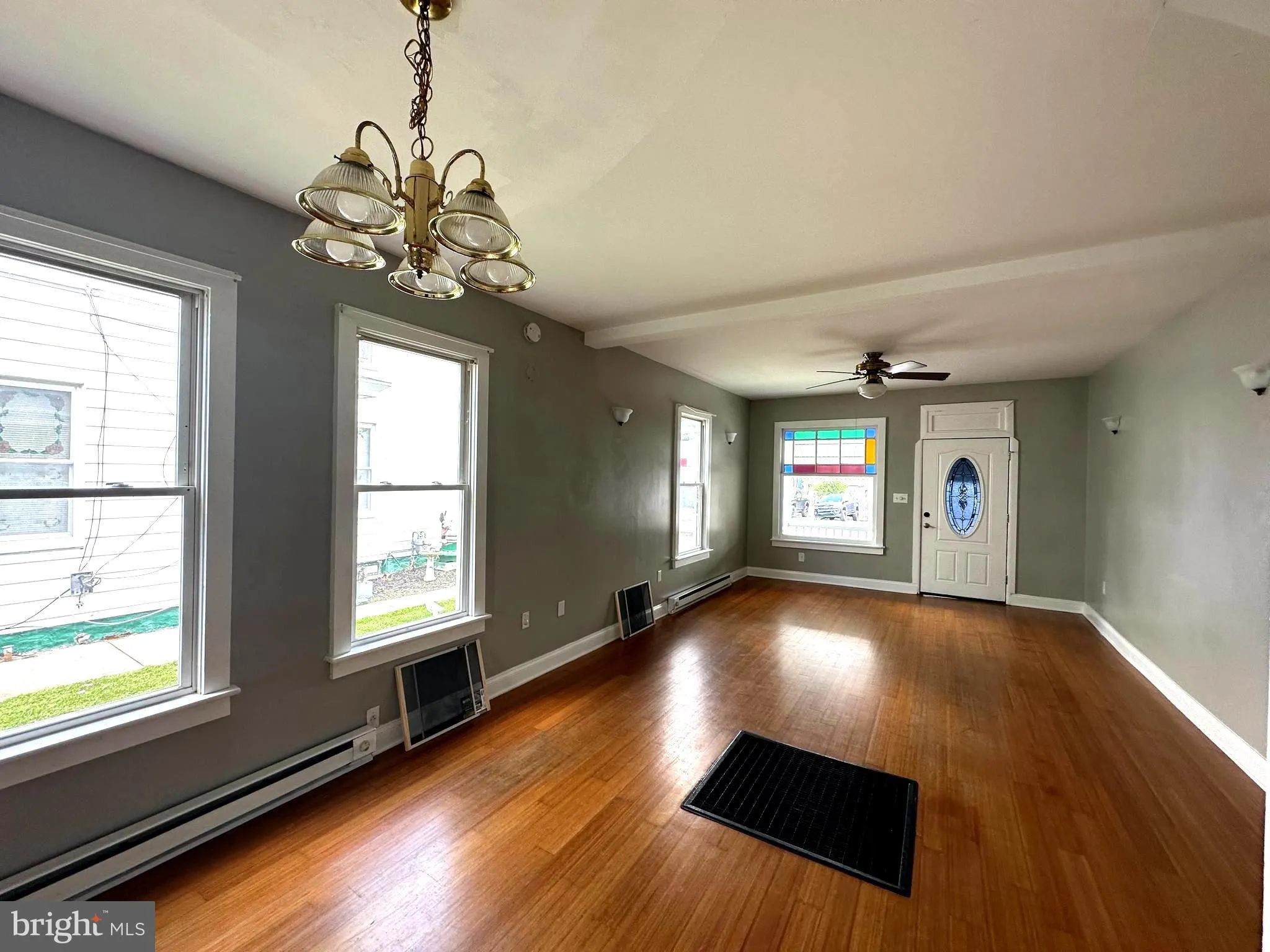 Hagerstown, Maryland 21740, United States, 3 Bedrooms Bedrooms, ,1 BathroomBathrooms,Residential,Pending,128289